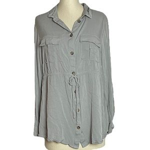 NWOT H&M gray maternity button down shirt